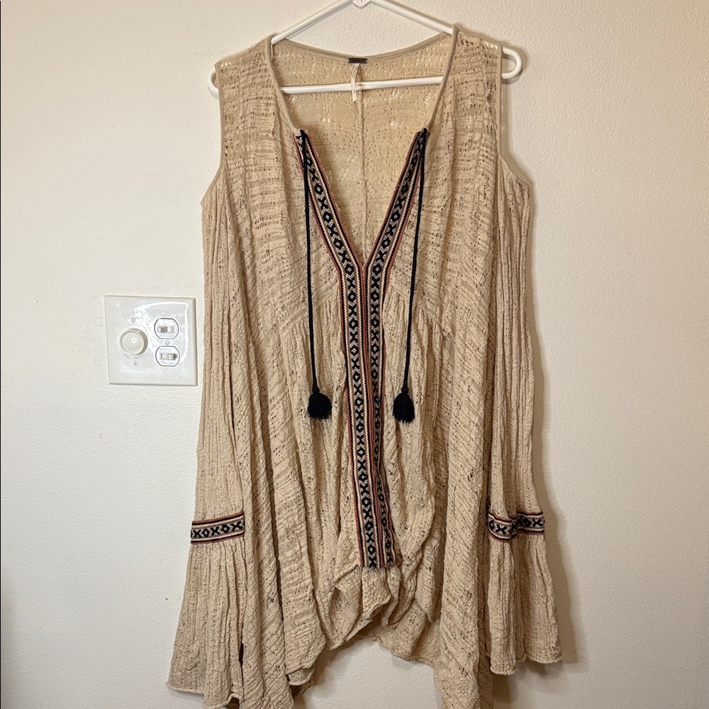 Free People For the Love of‎ Flowers Cold Shoulder Embroidered Top Bohemian